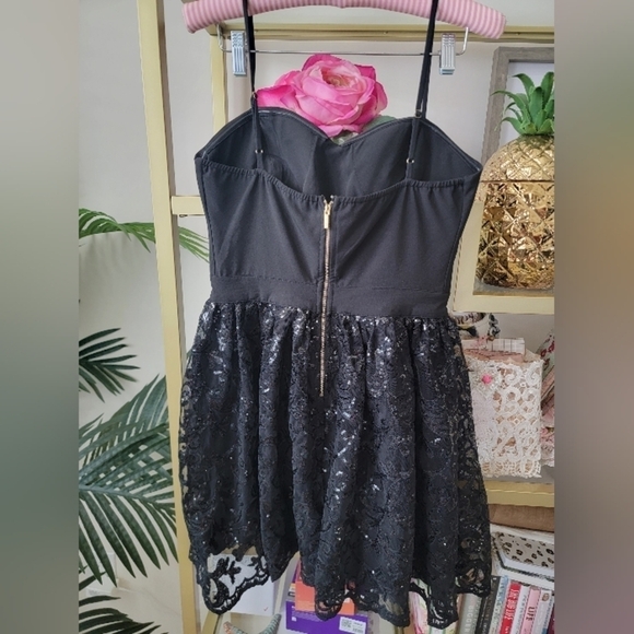 Bebe Black Sequin Two Piece Spaghetti Strap Christmas Dress Womens Size S/P - Picture 6 of 14